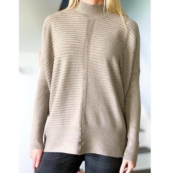 Dex NWT Taupe Drop Shoulder Long Sleeve Ribbed Mock Neck Viscose Blend Sweater M - Picture 1 of 12